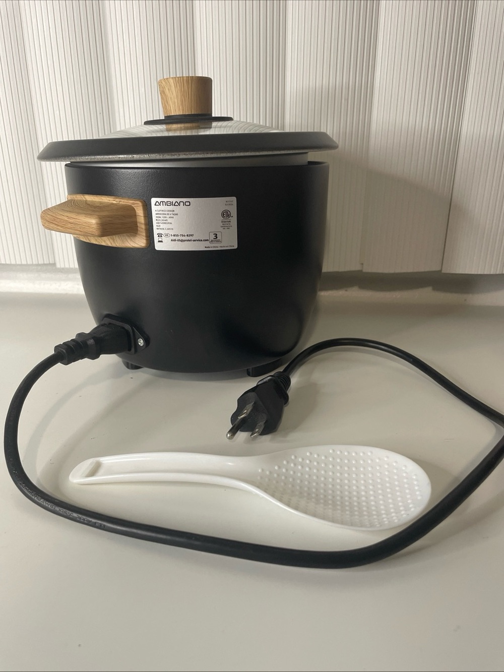 Ambiano 6-Cup Pot-Style Rice Cooker - Black With Spoon